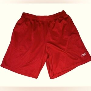 Reebok Athletic Shorts Red Embroidered logo Men's shorts w/ pocket size large